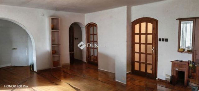 Eladó családi ház, Zsámbékon 95 M Ft, 4 szobás