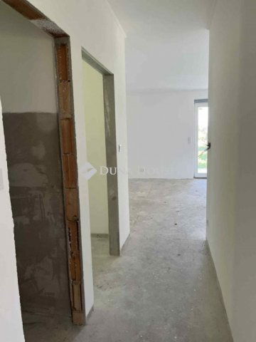Eladó nyaraló, Balatonkeresztúron, Akácfa utcában 73 M Ft