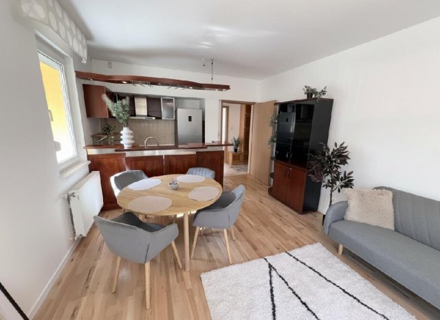 Eladó téglalakás, Budapesten, XIV. kerületben 100 M Ft