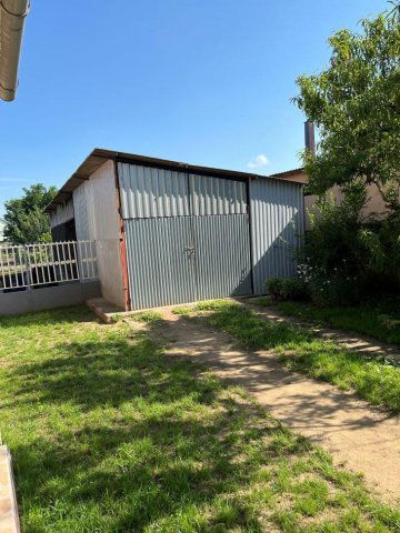 Eladó családi ház, Újfehértón 38.6 M Ft, 2 szobás