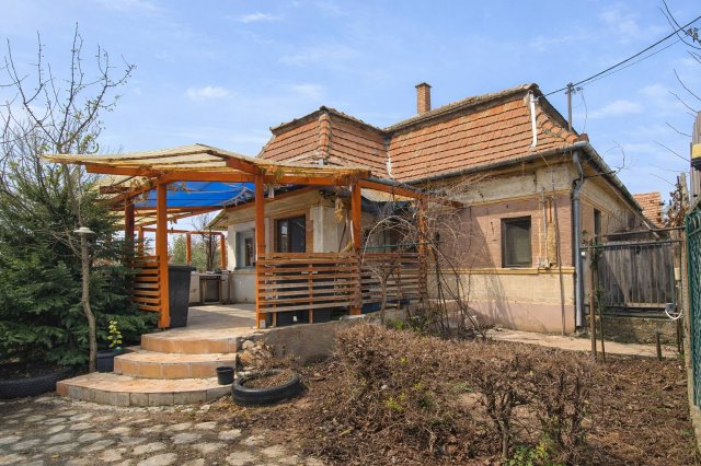 Eladó családi ház, Kiskunlacházán 74.9 M Ft, 3 szobás