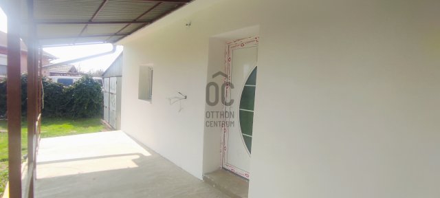 Eladó családi ház, Ercsiben 49.9 M Ft, 2 szobás