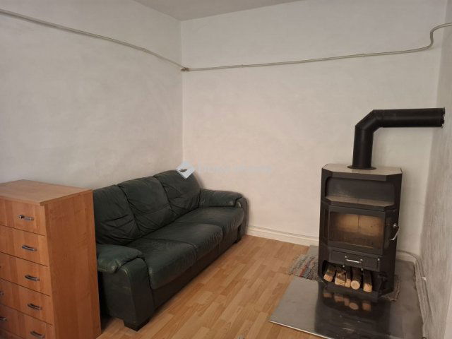 Eladó ikerház, Szegeden, Zentai utcában 43 M Ft, 1 szobás