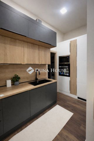 Eladó téglalakás, Budapesten, VII. kerületben, István utcában