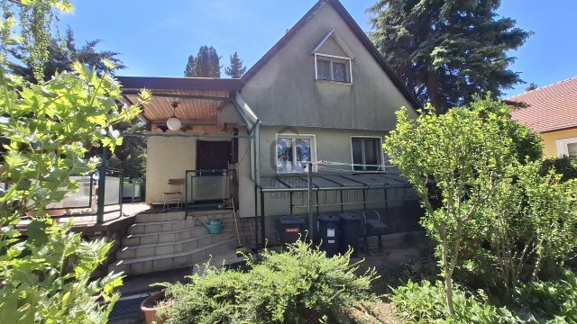 Eladó családi ház, Telkin 77.9 M Ft, 4 szobás