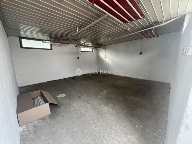 Kiadó ipari ingatlan, Kecskeméten 40 E Ft / hó