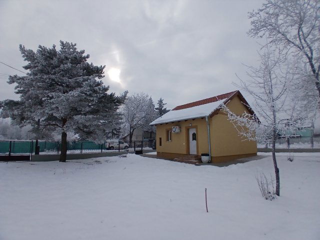 Eladó családi ház, Kiskunfélegyházán 31.3 M Ft, 1+1 szobás