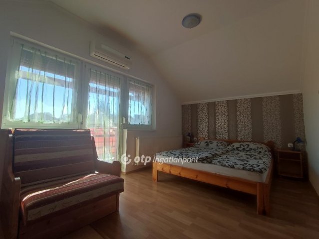 Eladó családi ház, Hajdúszoboszlón 168 M Ft, 5+3 szobás