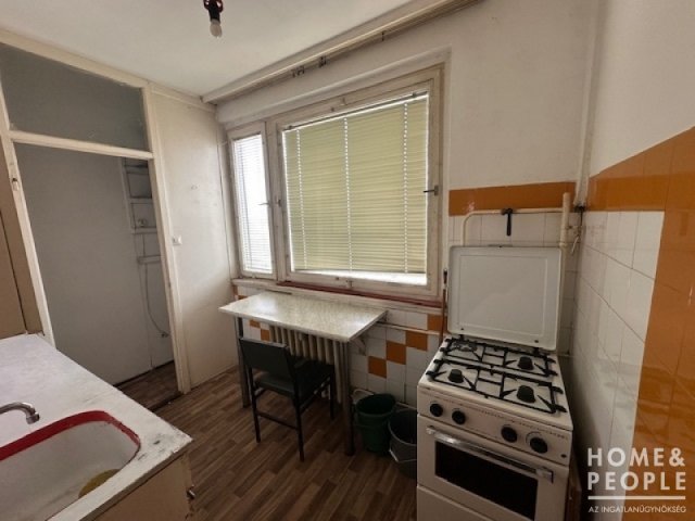 Eladó téglalakás, Algyőn 47.057 M Ft, 2 szobás