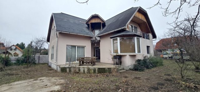 Eladó családi ház, Szigetszentmiklóson 99.8 M Ft, 4 szobás