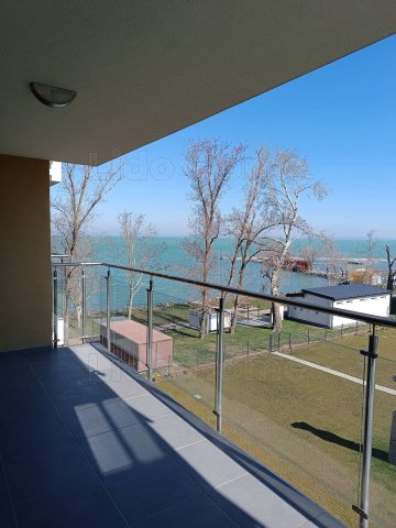 Eladó téglalakás, Siófokon 114.736 M Ft, 3 szobás