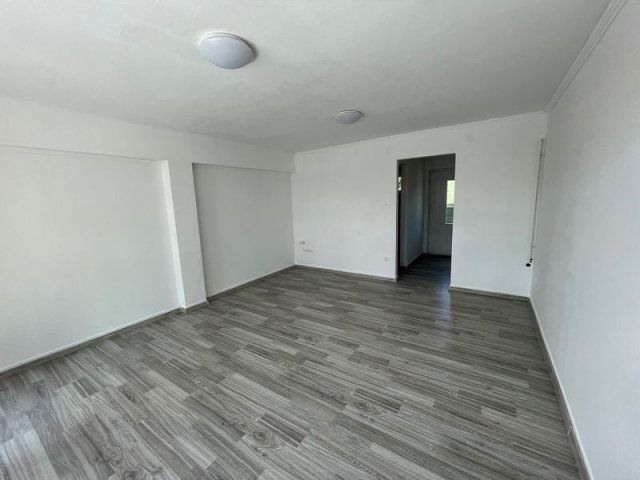 Kiadó üzlethelyiség, Érden 160 E Ft / hó / költözzbe.hu