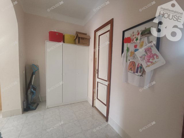 Eladó családi ház, Kiskunfélegyházán 39 M Ft, 3 szobás