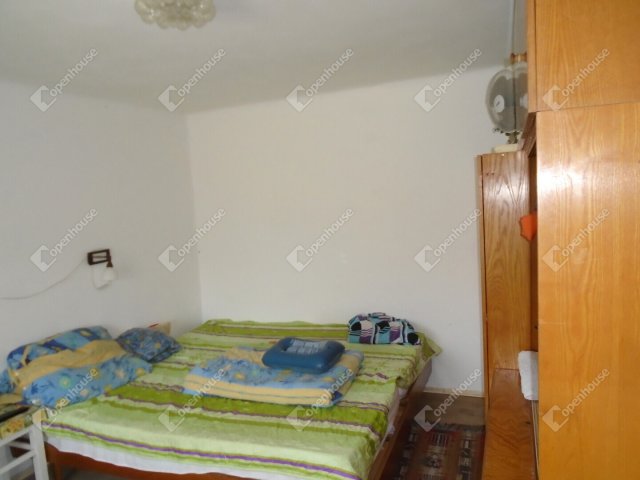 Eladó családi ház, Cserkeszőlőn 13.5 M Ft, 1 szobás