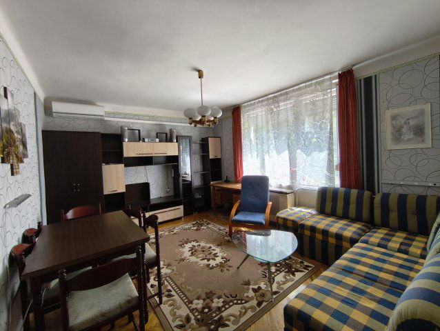 Eladó téglalakás, Gyöngyösön 28 M Ft, 2 szobás