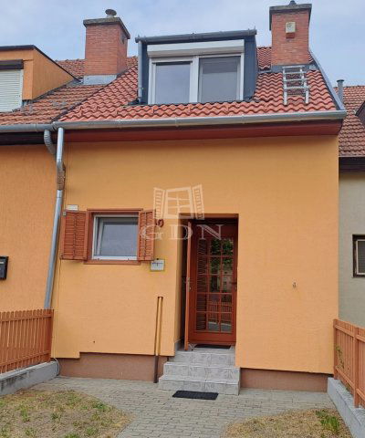Kiadó sorház, albérlet, Kecskeméten 230 E Ft / hó, 2+1 szobás