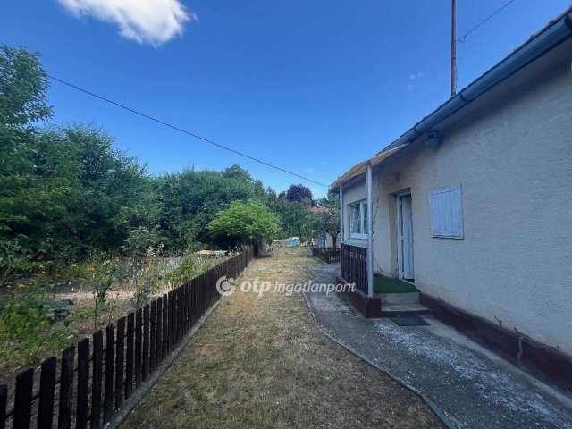 Eladó családi ház, Gárdonyban 62 M Ft, 3+1 szobás