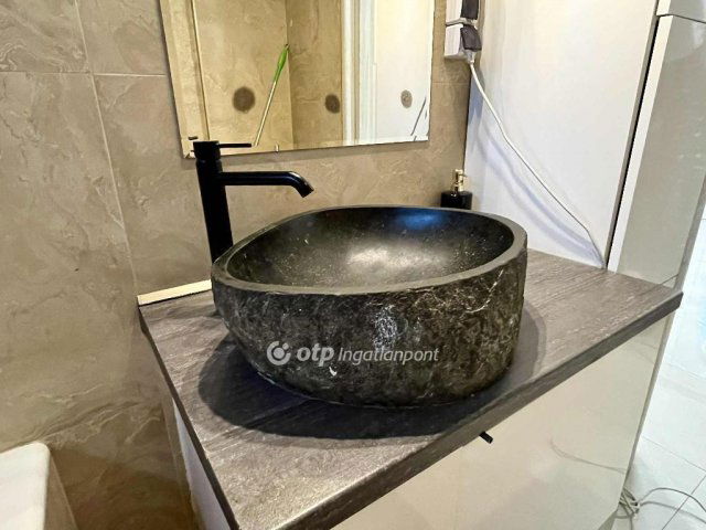 Eladó ikerház, Cegléden 59.9 M Ft, 2 szobás