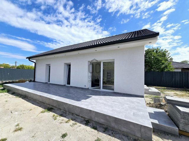 Eladó családi ház, Siófokon 69 M Ft, 3 szobás
