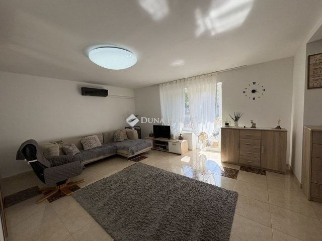 Eladó mezogazdasagi ingatlan, Dabason 47.5 M Ft, 3 szobás