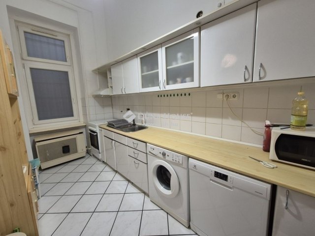 Eladó téglalakás, Budapesten, VII. kerületben 84.9 M Ft