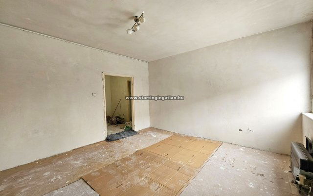 Eladó téglalakás, Budapesten, IV. kerületben, Reviczky utcában