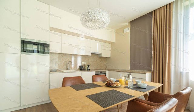 Eladó téglalakás, Zalacsányon 105.118 M Ft, 1 szobás