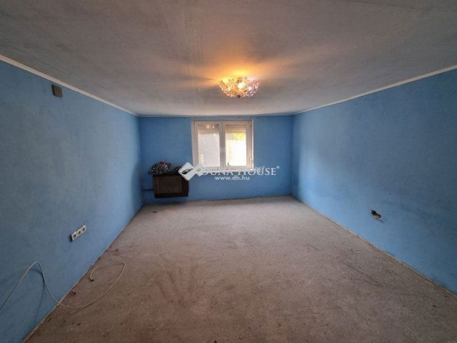 Eladó családi ház, Seregélyesen 23.6 M Ft, 2 szobás