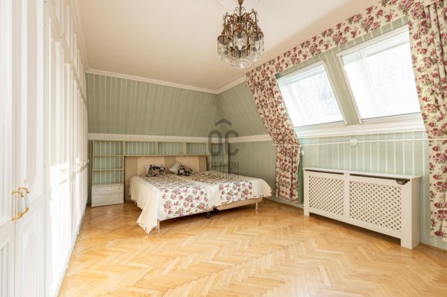 Eladó családi ház, Budapesten, II. kerületben 224 M Ft, 6 szobás