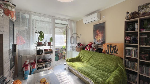 Eladó panellakás, Szekszárdon 40.99 M Ft, 3 szobás