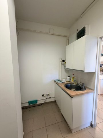 Eladó üzlethelyiség, Debrecenben 74.99 M Ft