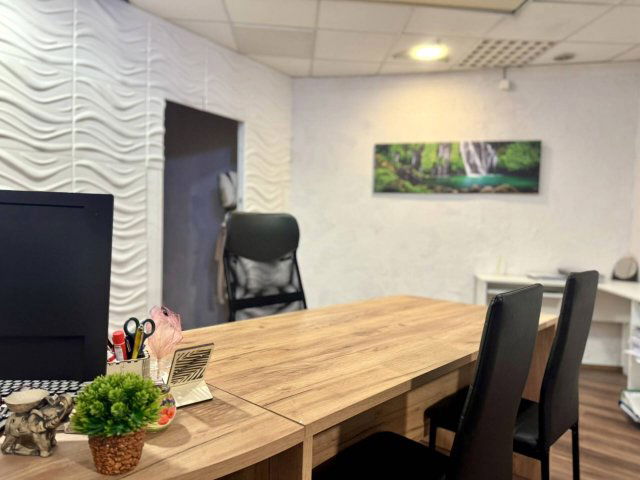 Kiadó üzlethelyiség, Miskolcon 80 E Ft / hó