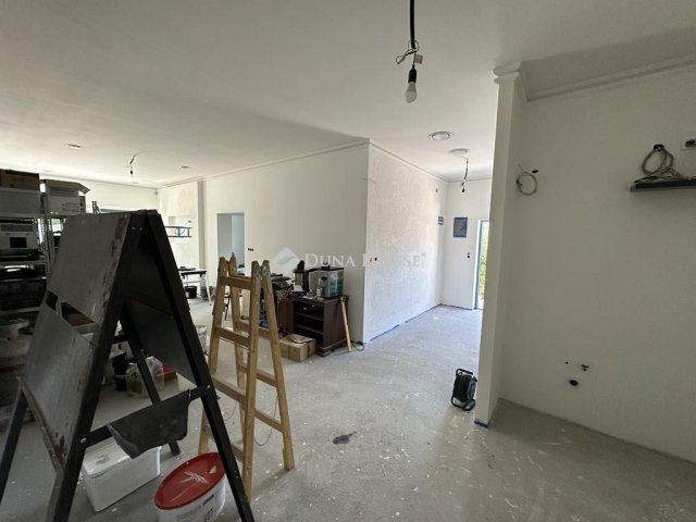 Eladó családi ház, Dunavarsányban 175 M Ft, 6 szobás