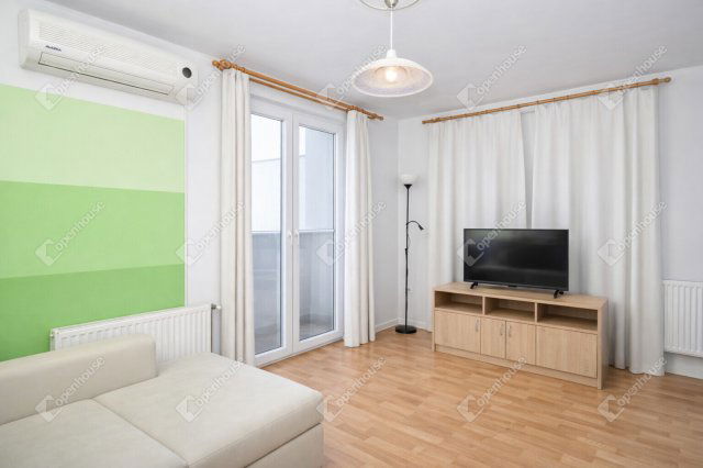 Eladó téglalakás, Szegeden 64.9 M Ft, 2 szobás