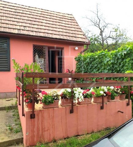Eladó családi ház, Siklóson 11.9 M Ft, 1+1 szobás