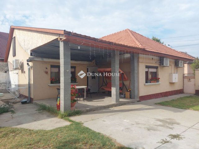 Eladó családi ház, Izsákon 41 M Ft, 3 szobás