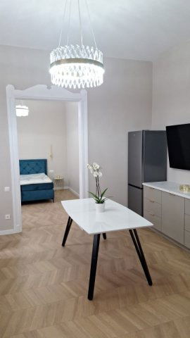 Kiadó téglalakás, albérlet, VI. kerületben, Rózsa utcában