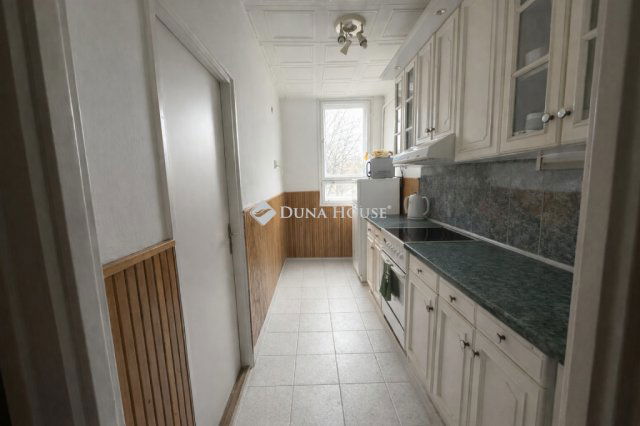 Eladó téglalakás, Budapesten, XVIII. kerületben 68.5 M Ft