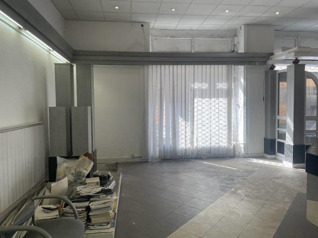 Eladó üzlethelyiség, VIII. kerületben, Népszínház utcában