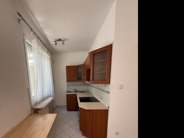 Eladó téglalakás, Budapesten, IV. kerületben, Homoktövis utcában