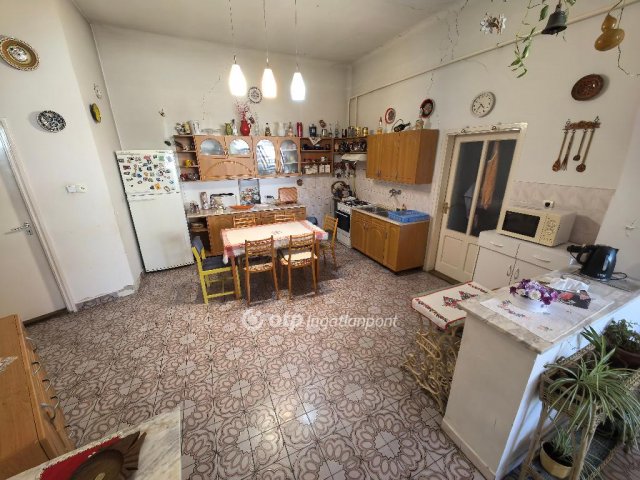 Eladó családi ház, Hajdúböszörményen 67.9 M Ft, 3 szobás