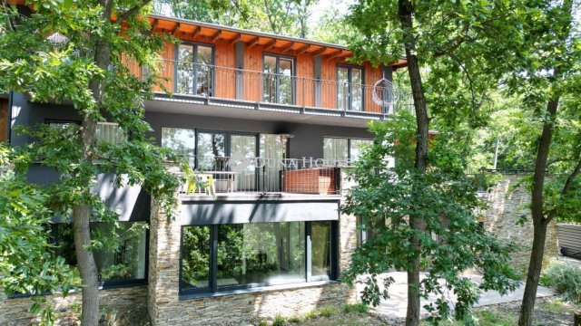 Eladó családi ház, Kismaroson, Nyúl utcában 449 M Ft, 7 szobás