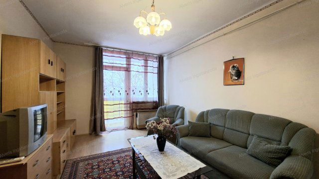 Eladó téglalakás, Nyíregyházán 37.5 M Ft, 2 szobás