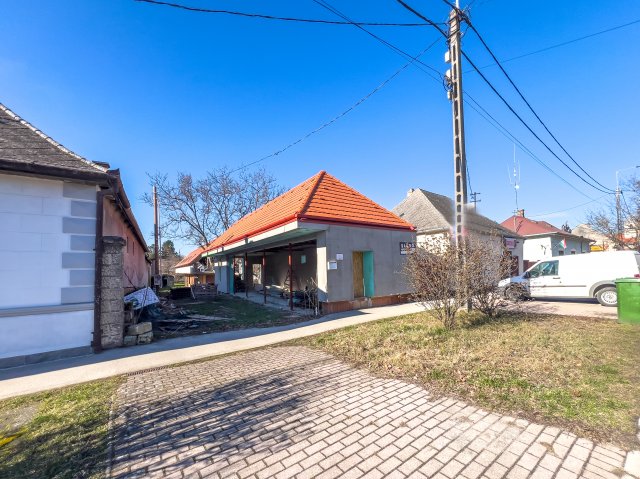 Eladó családi ház, Biatorbágyon, Nagy utcában 129 M Ft