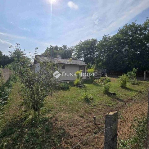 Eladó mezogazdasagi ingatlan, Ladánybenén 19.9 M Ft, 1 szobás