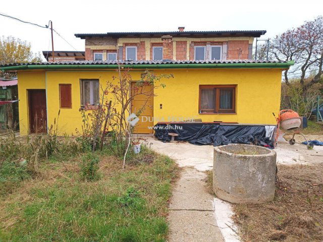 Eladó családi ház, Budapesten, XVIII. kerületben 79.99 M Ft