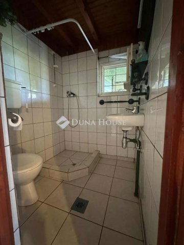 Eladó családi ház, Gombán 38 M Ft, 2 szobás