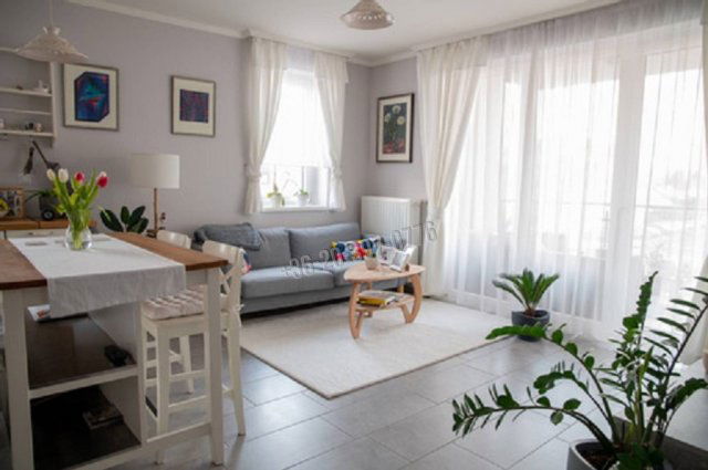 Eladó téglalakás, Győrött 89.99 M Ft, 2+1 szobás