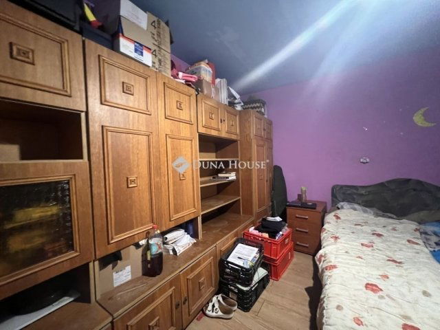 Eladó családi ház, Alsónémediben 54 M Ft, 3 szobás