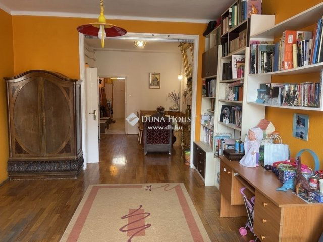 Eladó téglalakás, Budapesten, VIII. kerületben 82 M Ft, 2 szobás